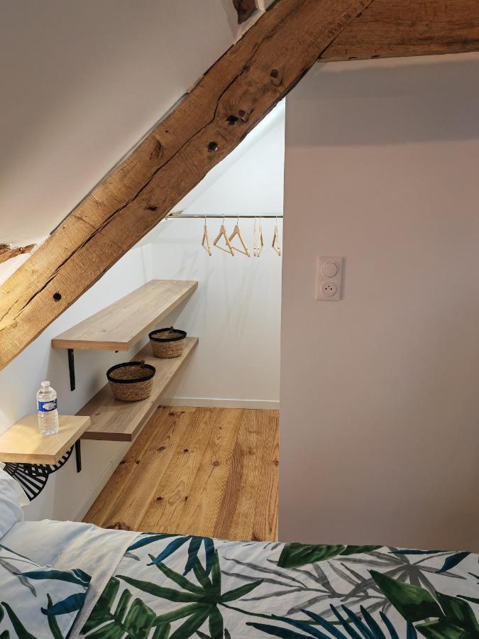A La Memoire De Merlin & Spa Saint-Malon-sur-Mel エクステリア 写真